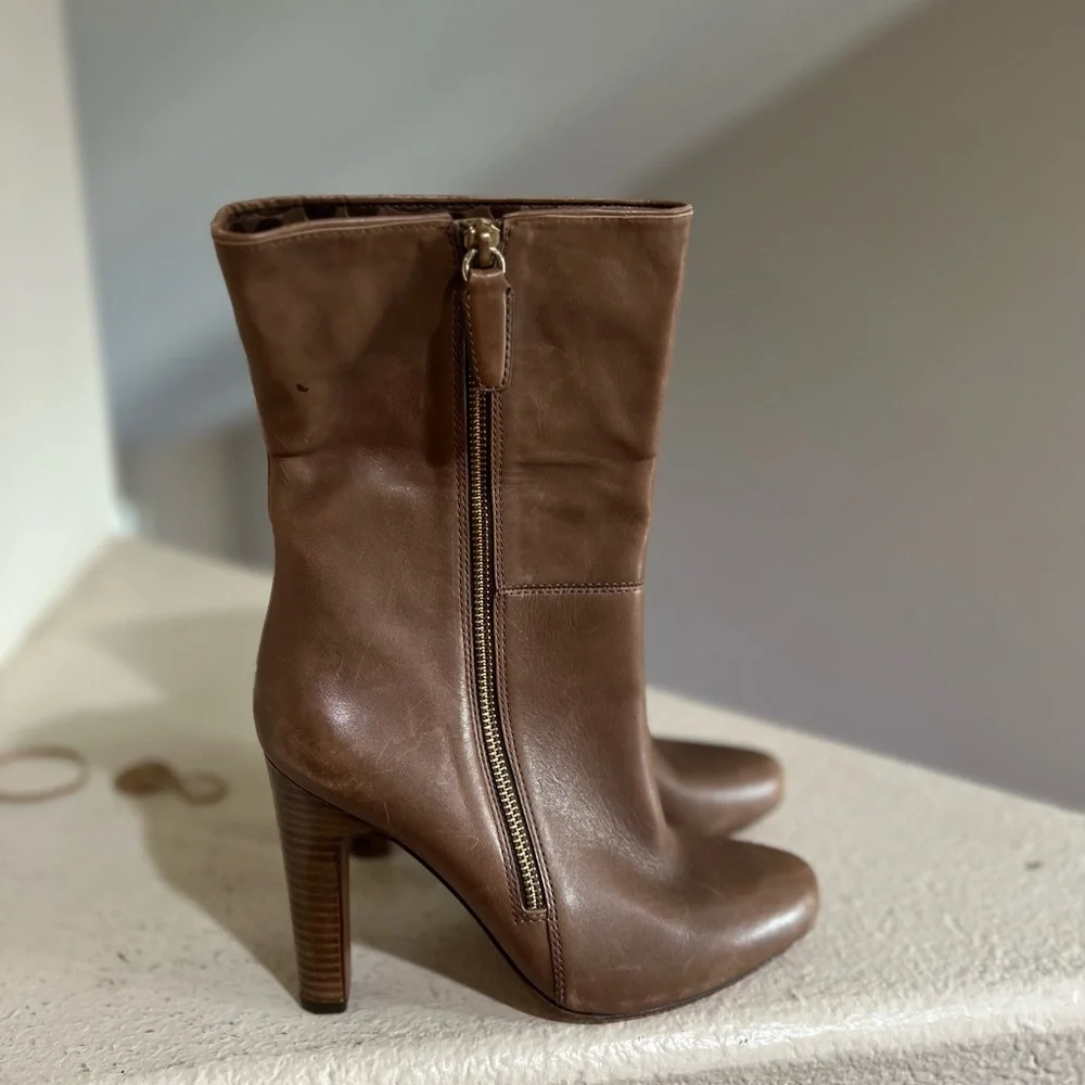 Vintage‎ Coach Women's size 8.5 brown Leather Mid-Calf Zip Heel Boots booties